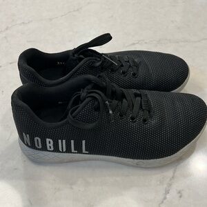 NoBull trainers Sneakers Size Women’s 8.5‎